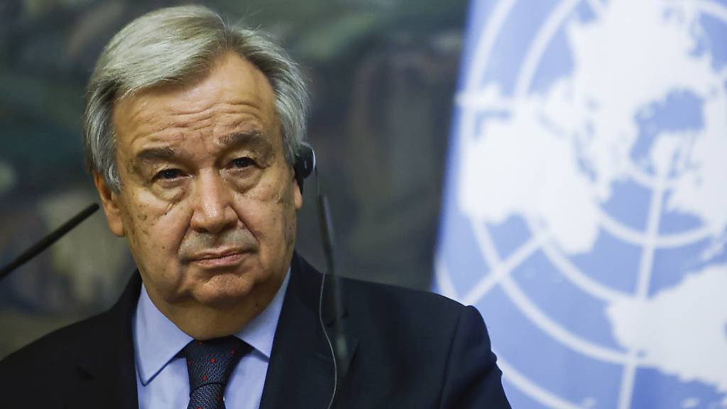 António Guterres, UN-Generalsekretär, nimmt mit dem russischen Außenminister Lawrow an einer gemeinsamen Pressekonferenz teil. (Archivbild) Foto: Maxim Shemetov/Pool Reuters/AP/dpa