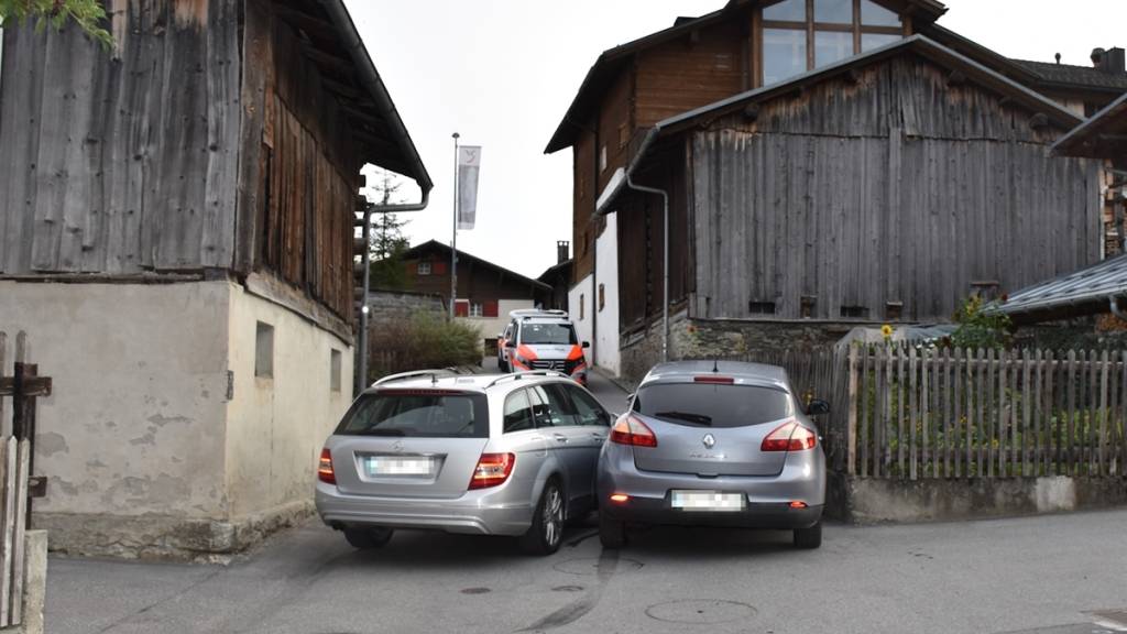 Betrunkener Vater baut Autounfall in Brigels