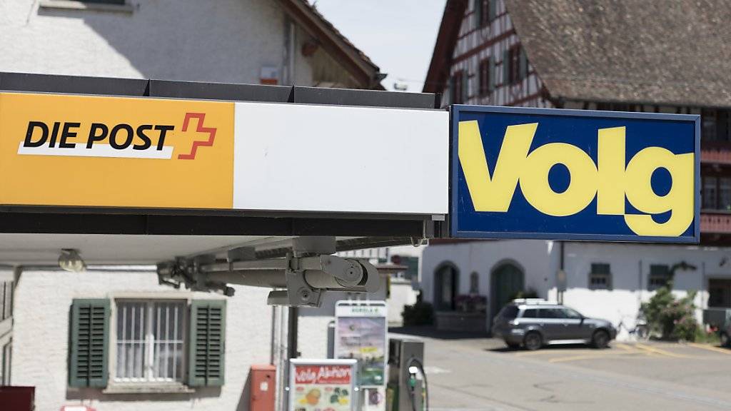 In 331 Volg-Läden können Kunden auch Postgeschäfte erledigen - eine Steigerung von 49 gegenüber dem Vorjahr. (Bild: Volg-Post-Laden Ossingen ZH)