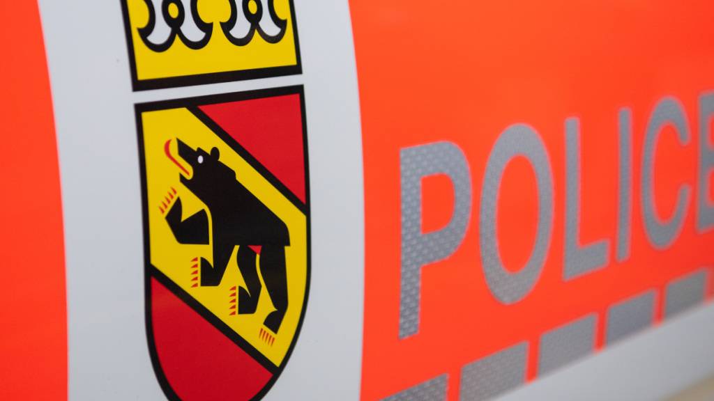 Ungewöhnliche Häufung von zehn Autobahnunfällen ein einem einzigen Abend rund um Bern. Dabei wurden am Freitag fünf Menschen verletzt. (Archivbild)