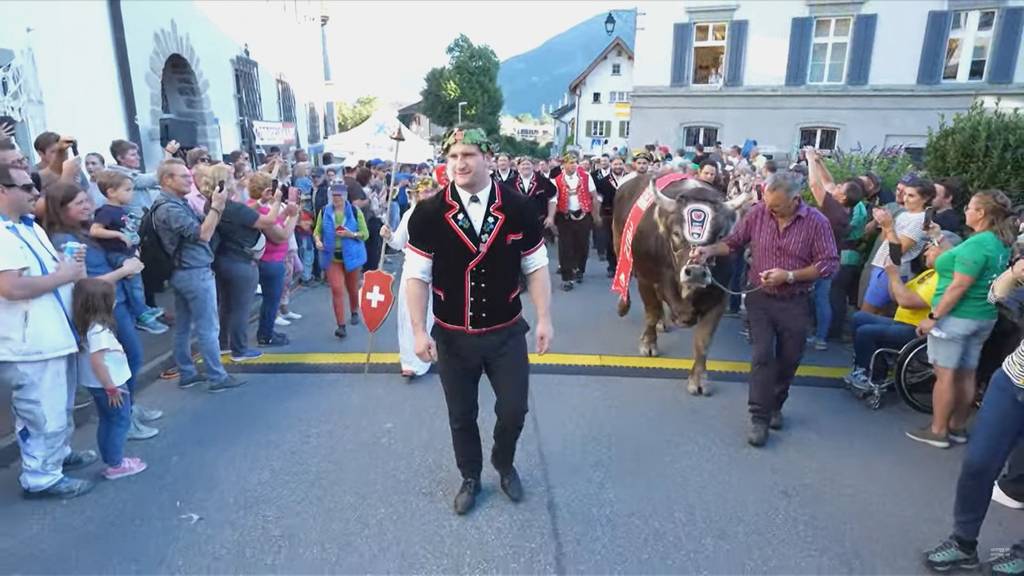 Schwingerkönig Armon Orlik wird in Maienfeld empfangen