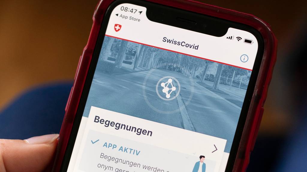 Künftig will die Post ihre Kunden am Schalter auf die SwissCovid-App aufmerksam – dies in Zusammenarbeit mit dem BAG.