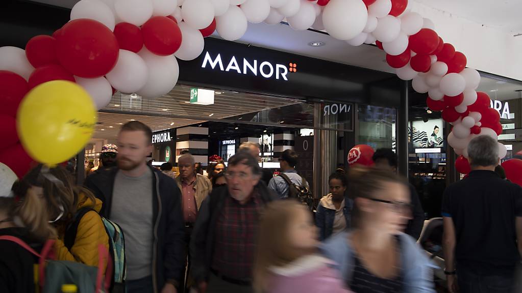 Die Multimedia- und Elektronikkette Fnac eröffnet neun weitere Shops in Manor-Warenhäuser in der Westschweiz. Zudem sind auch Shops in der Deutschschweiz und im Tessin geplant. (Archivbild)