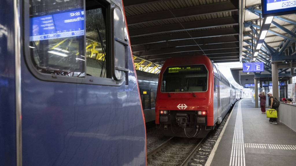 Regionalzüge und regional verkehrende Busse sind gemäss der jüngsten Erhebung des Bundes pünktlicher und sauberer geworden. (Themenbild)