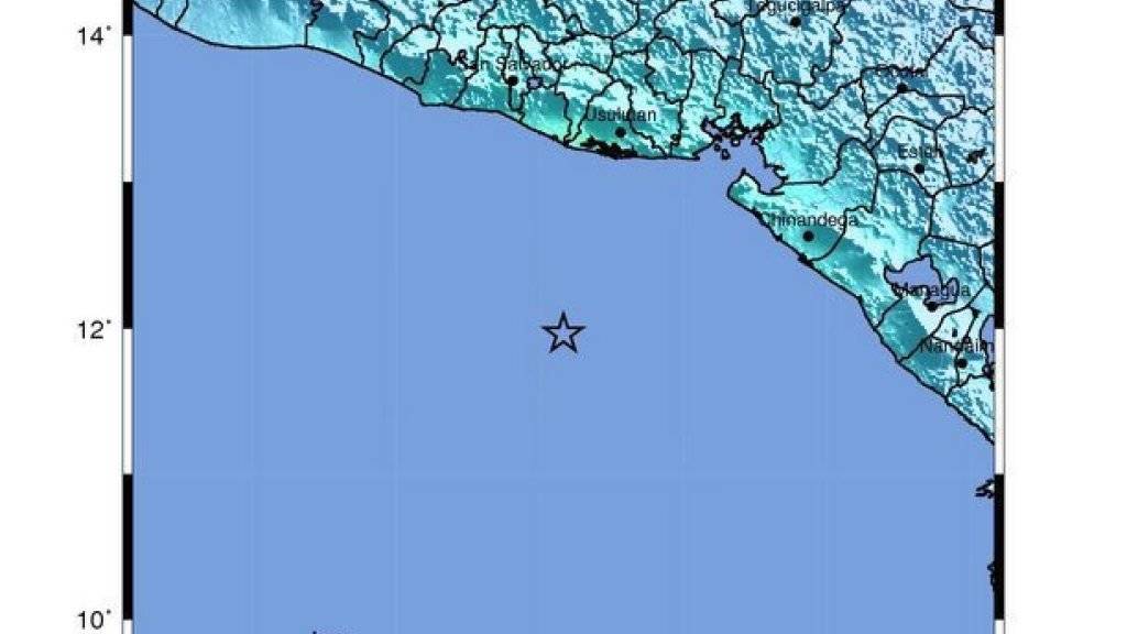 Das Zentrum des Bebens der Stärke 7,0 lag rund 150 Kilometer vor der Küste von El Salvador in zehn Kilometer Tiefe im Pazifik.