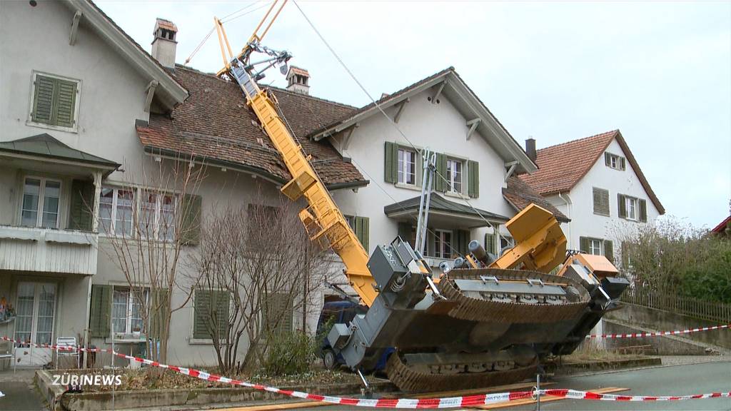 Sturmtief Bennet: Heftige Winde richten Schäden an