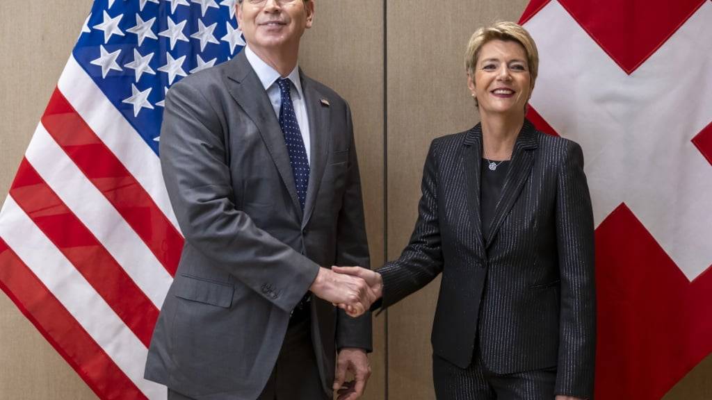 Schon bald soll eine Schweizer Delegation mit den Staatssekretärinnen Daniela Stoffel und Helene Budliger Artieda in die USA reisen, um die Gespräche weiterzuführen.