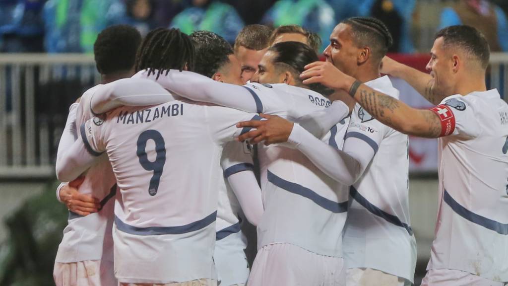 Die Schweizer feiern in Pristina die definitive Qualifikation für die WM