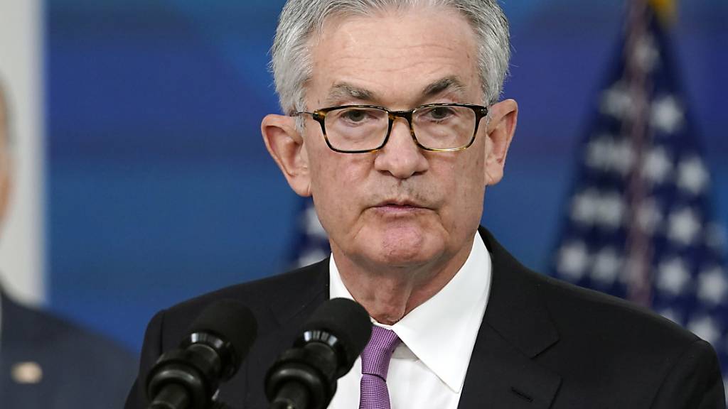 Der Fed-Chef Jerome Powell stellt ein früherer Beginn des sogenannten Taperings in Aussicht. Das heisst, dass die USA ihre Anleihekäufe früher abschliessen könnte. (Archivbild)