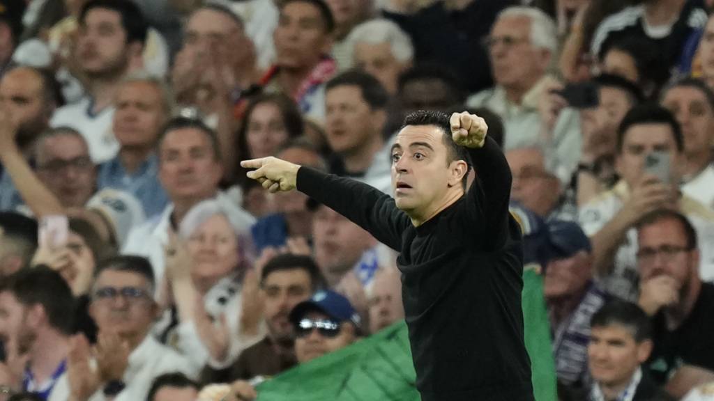Xavi einigt sich mit der Barça-Klubführung, dass er doch Cheftrainer bleibt