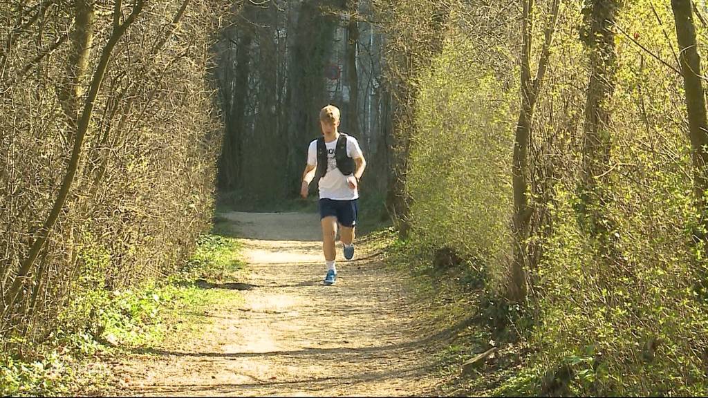 Ein 15-Jähriger joggt für seine Abschlussarbeit von Solothurn nach Zermatt