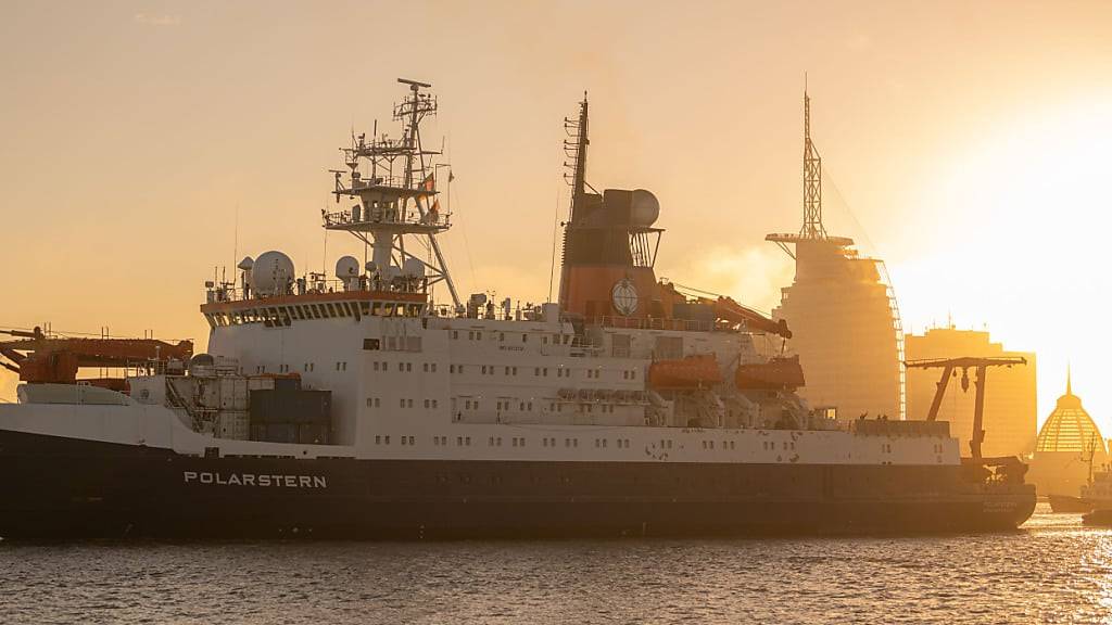 Das Forschungsschiff Polarstern bei seiner Rückkehr von der Mosaic-Mission. (Archivbild)