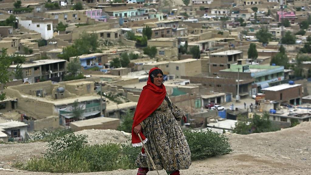 Kabuls staubbraune Häuser sollen bunt bemalt werden - um die Stimmung der Einwohner aufzuhellen. (Archiv)