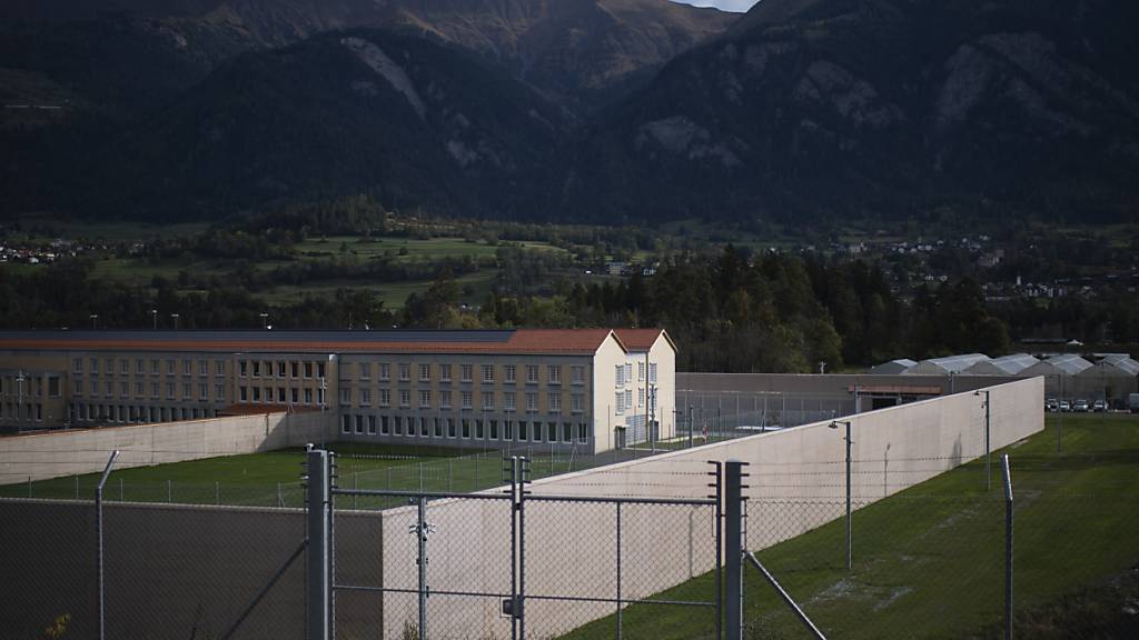 Im Gefängnis in Cazis GR erhielten muslimische Inhaftierte nicht deklariertes Schweinefleisch. (Archivbild)