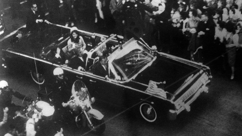US-Präsident Donald Trump will nun doch sämtliche Akten über die Ermordung von John F. Kennedy zur Veröffentlichung freigeben. (Archivbild)