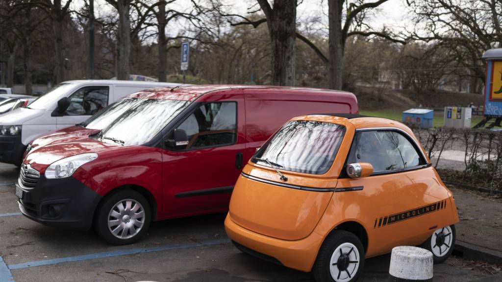 Der Gemeinderat Zürich erachtet es nicht als nötig, den Abbau von Parkplätzen einzudämmen.