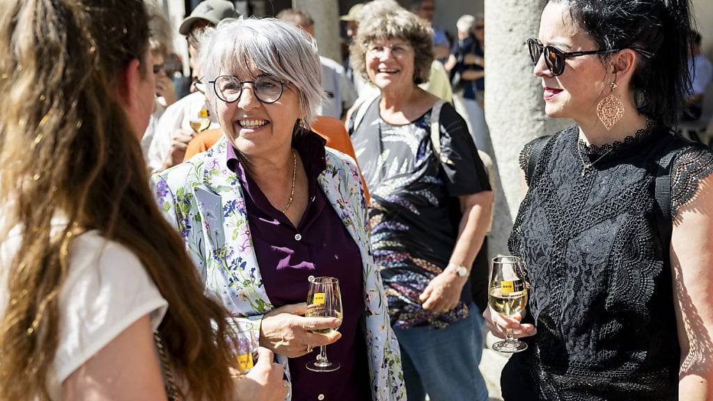 Bundesrätin Elisabeth Baume-Schneider (Mitte) will in den Sommerferien einige Tage in die Toscana reisen. (Archivbild)