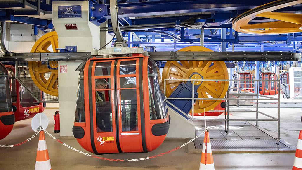 Von Kriens aus fährt eine Gondelbahn Richtung Pilatus. (Archivaufnahme)