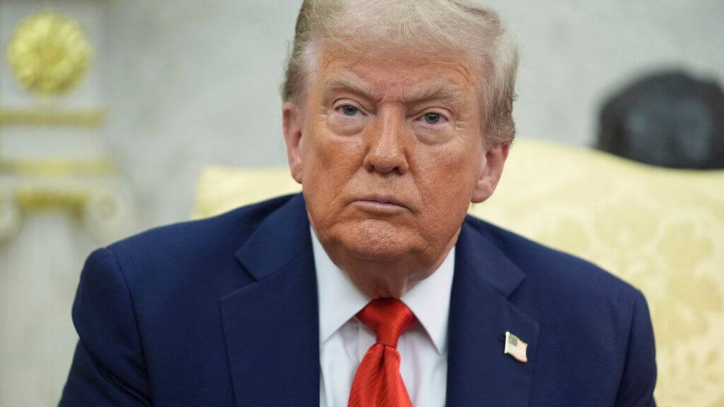 US-Präsident Donald Trump im Oval Office des Weißen Hauses. Foto: Evan Vucci/AP/dpa/Archivbild