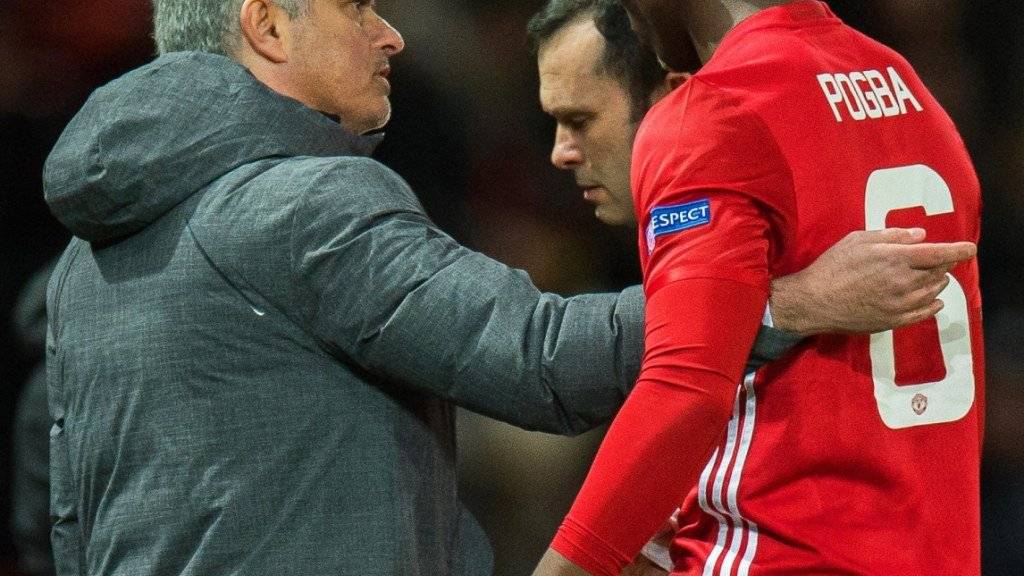 Vorzeitiges Ende: ManUnited-Coach Jose Mourinho musste Paul Pogba in der Europa League gegen Rostow auswechseln