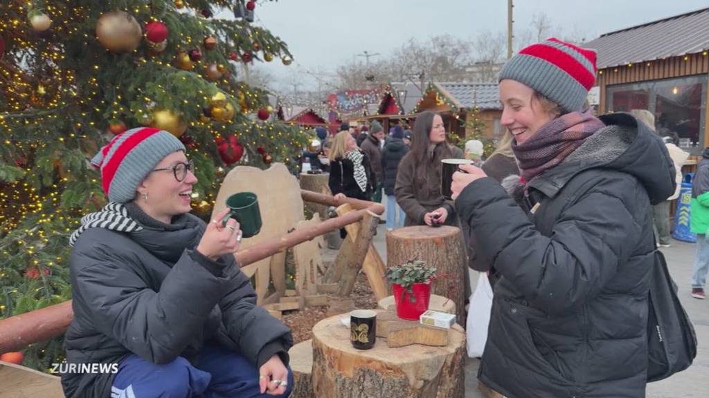 Tassenklau im Weihnachtsdorf: Zehntausende Becher verschwunden