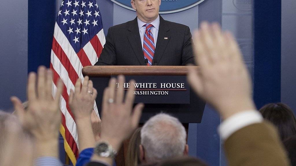 Der Sprecher des Weissen Hauses, Sean Spicer, vor Journalisten im Weissen Haus.