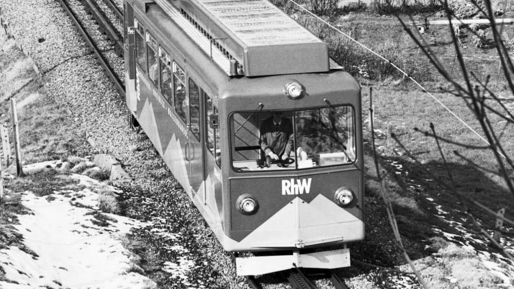Die Bahn von Rheineck nach Walzenhausen fährt seit 1896. Im Bild eine Aufnahme aus dem Jahr 1992.