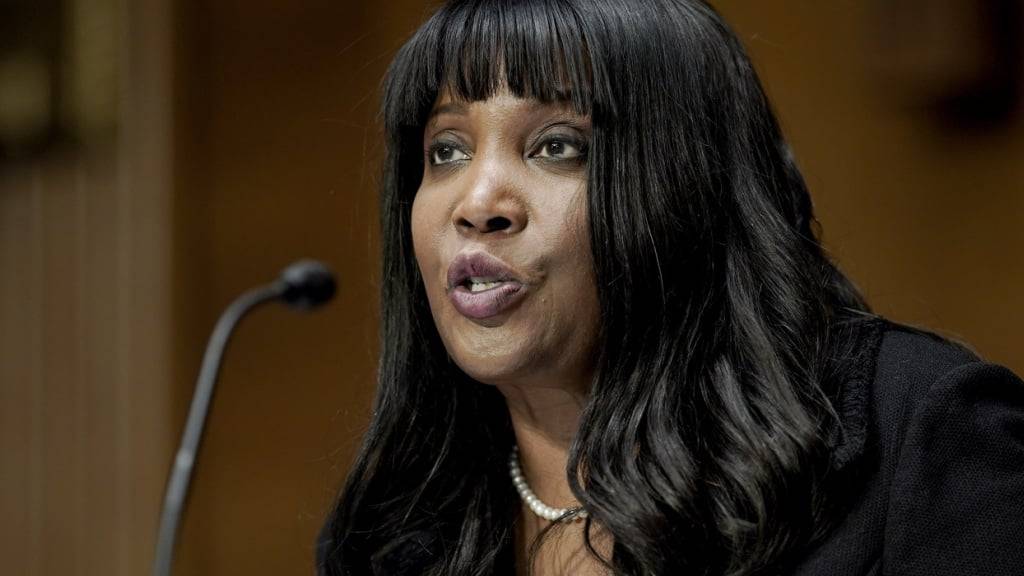 Die Gouverneurin der US-Notenbank Fed, Lisa Cook, wehrt sich gegen ihre von US-Präsident Donald Trump angeordnete Entlassung. (Archivbild)