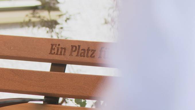 Neue Inklusionsbänkli bringen Menschen zusammen