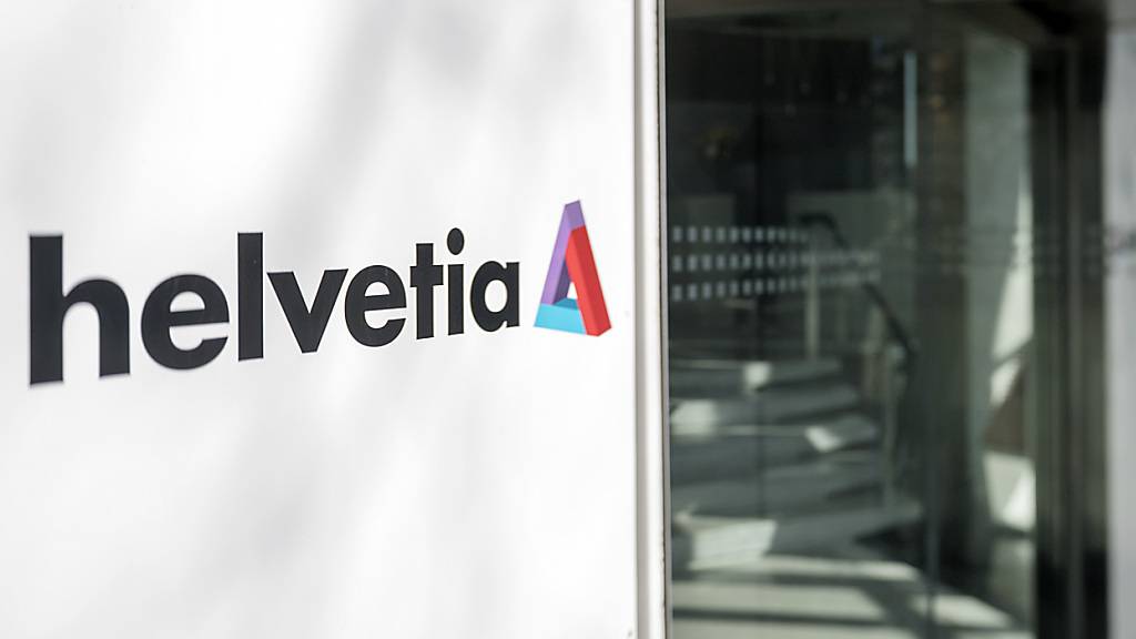 Die Helvetia Versicherung will, wie am Investorentag Mitte Dezember angekündigt, die operative Effizienz verbessern und Kosten einsparen. Dabei dürften rund 500 Stellen verlagert oder gar verloren gehen. (Archivbild)