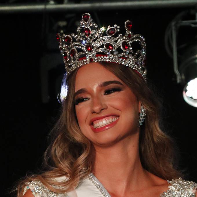  Miss-Universe Schweiz aus Spreitenbach im Interview vor dem grossen Finale