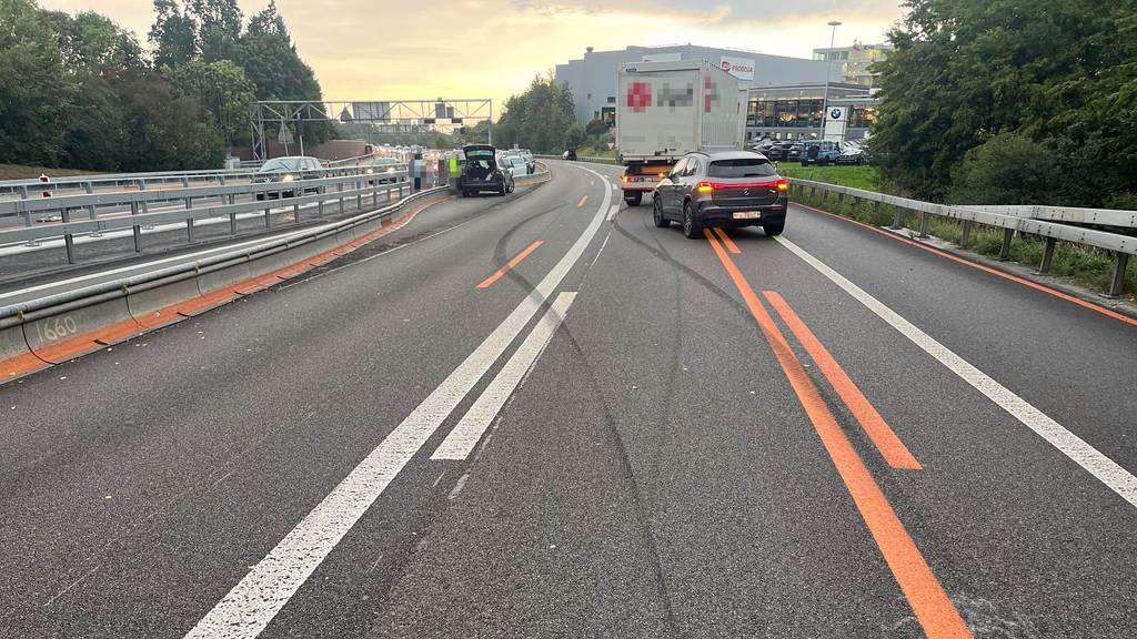 Unfall auf St.Galler Stadtautobahn sorgt für Stau