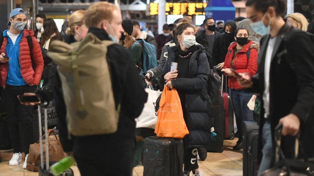 Virus in London «ausser Kontrolle» - Ruth Humbel fordert Einreisebeschränkungen