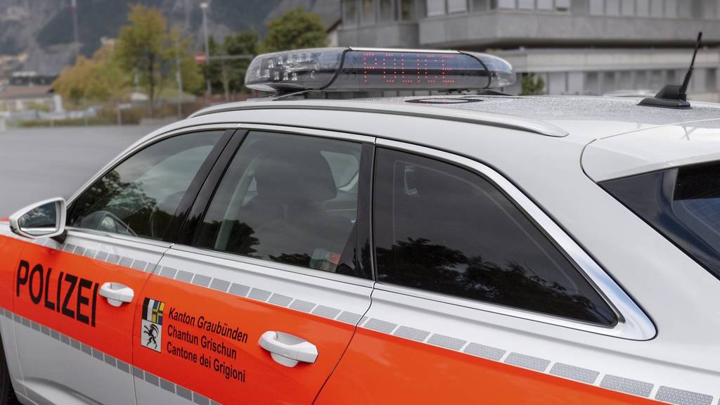 Die Kantonspolizei Graubünden konnte die Frau telefonisch kontaktieren.