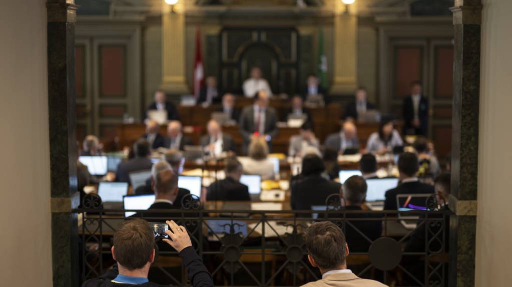 Der St. Galler Kantonsrat will mit einer Standesinitiative gegen eine Weisung der eidgenössischen Steuerverwaltung intervenieren. (Archivbild)