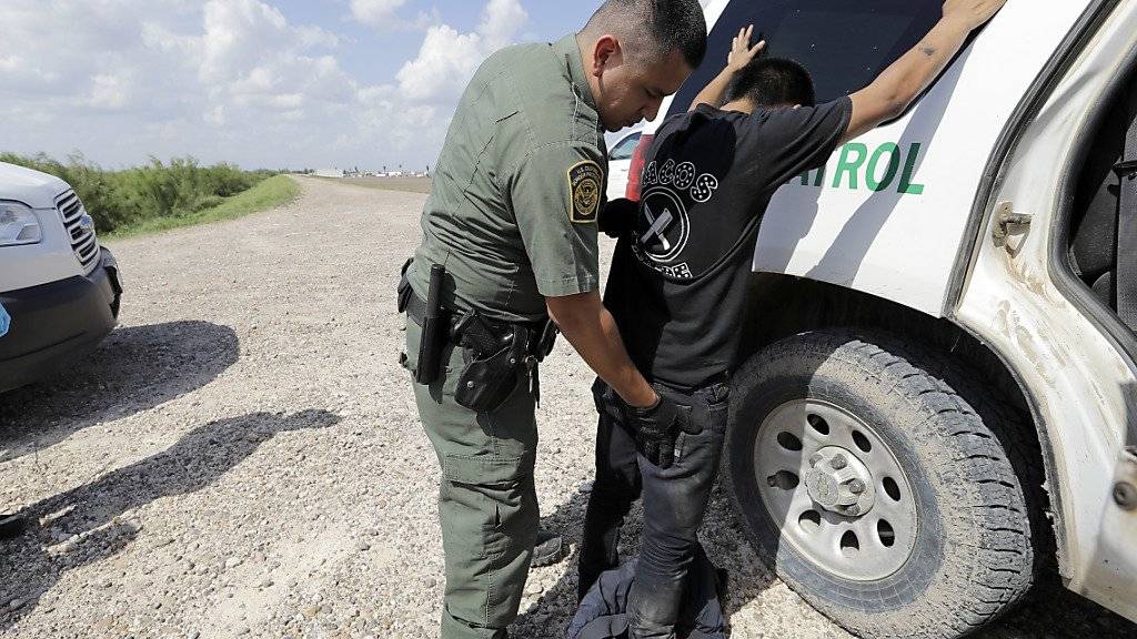 Asyl gibt es nur noch bei offiziellen Grenzübergängen: Die USA verschärfen im Kampf gegen illegale Einwanderer das Asylrecht. (Symbolbild)