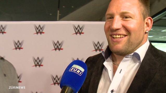 Schwinger Laimbacher geht fremd – mit Wrestling