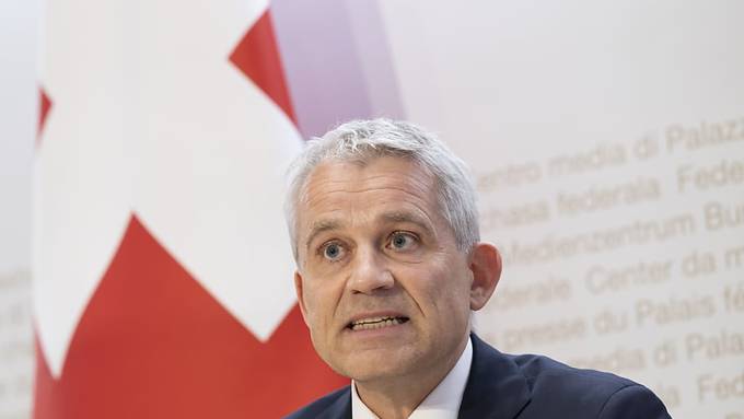 Bundesrat Beat Jans rechnet 2024 mit zehn Prozent mehr Flüchtlingen