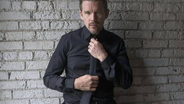 Ethan Hawke bekämpfte Midlife-Crisis mit Motorradfahren ...