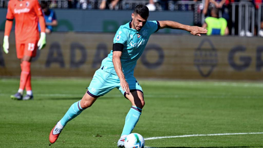 Bolognas Remo Freuler muss im Spiel gegen Parma verletzt vom Feld