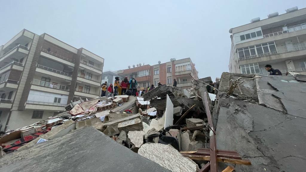 Hilfe für Erdbebenopfer: «Es braucht noch monatelang Spenden»