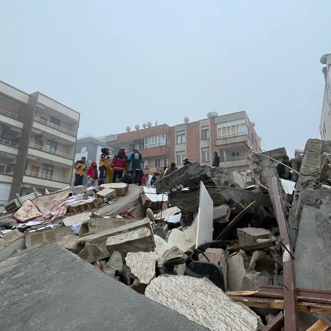 Hilfe für Erdbebenopfer: «Es braucht noch monatelang Spenden»