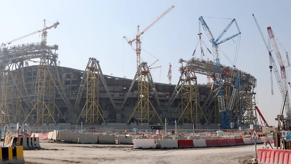 WM-Botschafter verharmlost Todeszahlen von Stadionbau in Katar und erntet Kritik
