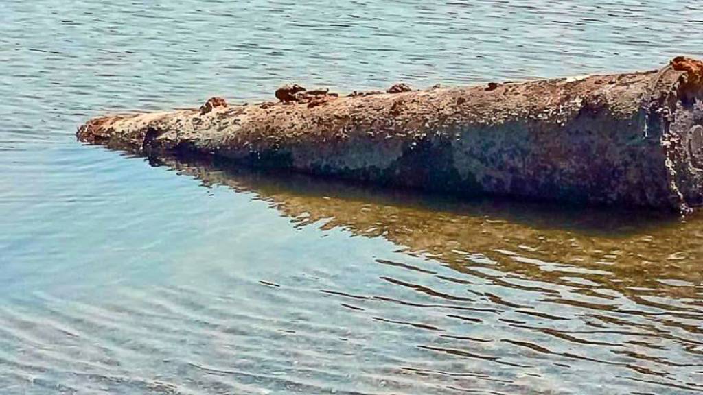 Donau-Niedrigwasser in der Slowakei legt Weltkriegsmine frei
