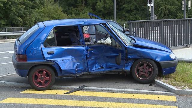 Unfall wegen Rotlicht-Missachtung?