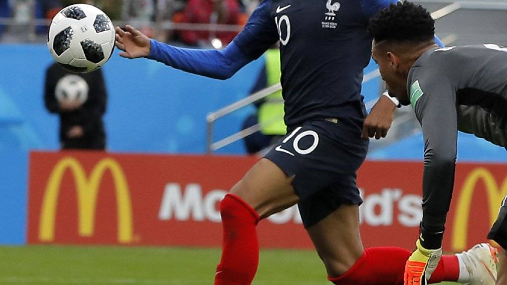 Kylian Mbappé schiesst den einzigen Treffer in Jekaterinburg gegen Peru und führt Frankreich in die Achtelfinals