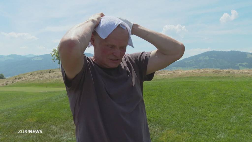 Schweizer Skilegenden schwitzen auf dem Golfplatz