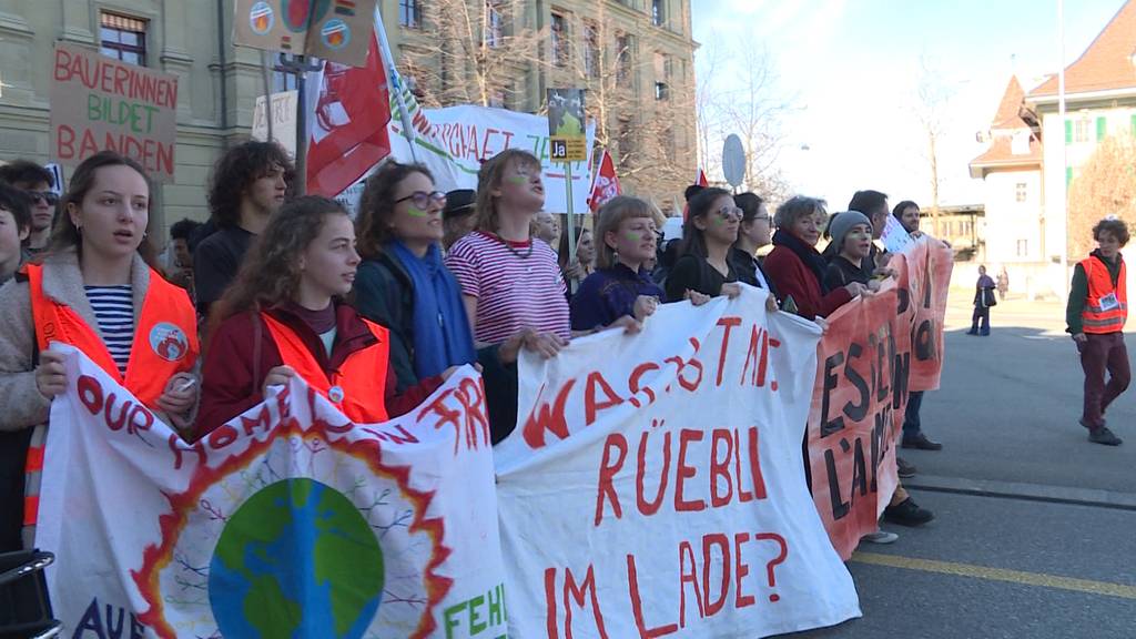 Bauern und Klimaschützer demonstrieren für „Landwirtschaft mit Zukunft“