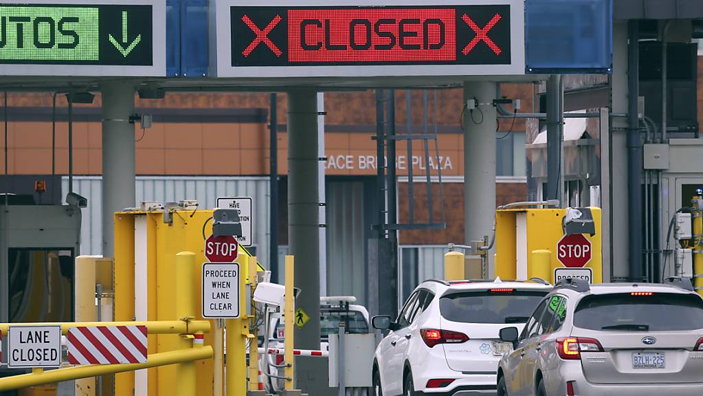 Die USA haben ihre Landesgrenzen zu Kanada und Mexiko weitestgehend geschlossen - der Warenverkehr soll nicht betroffen sein. (Symbolbild)