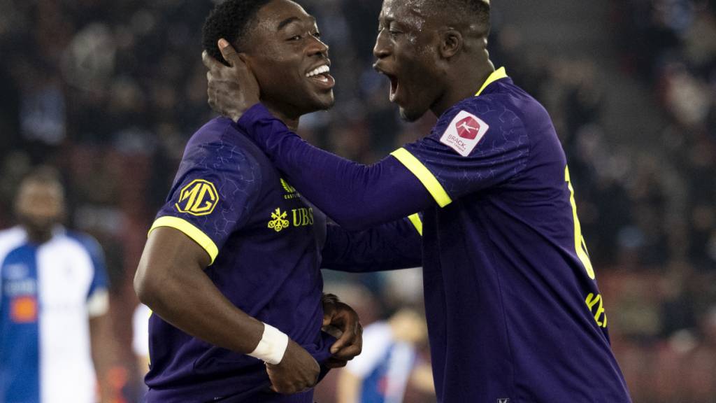 Die beiden FCZ-Torschützen waren Damienus Reverson (links) und Philippe Keny